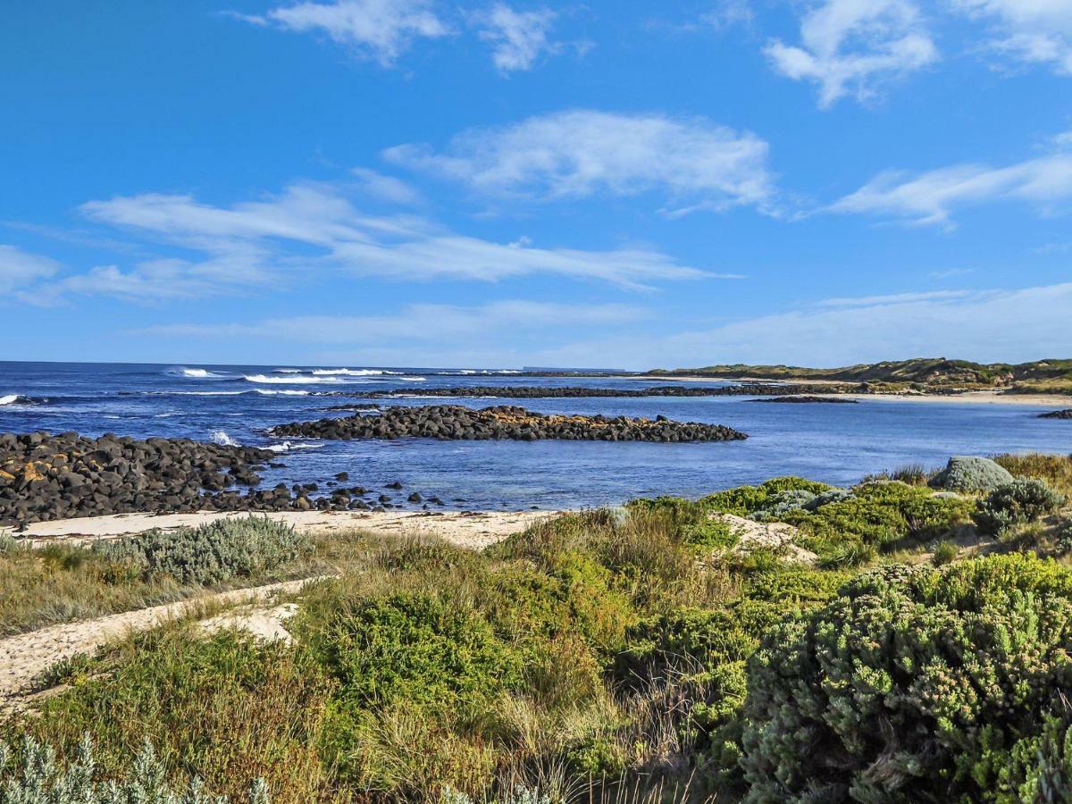 Hearn'S Beachside Villa 4 Port Fairy Exterior foto